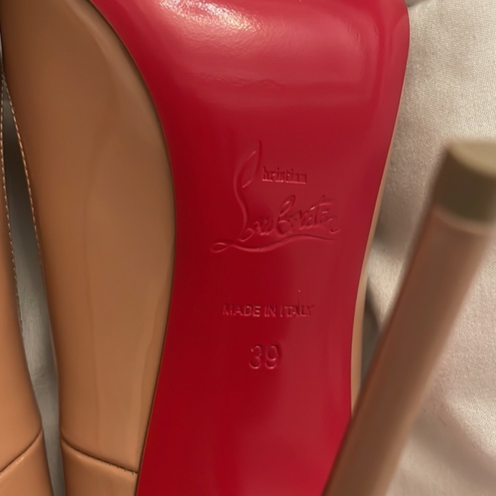 Christian Louboutin so kate patent nude heels - Picture 7 of 9